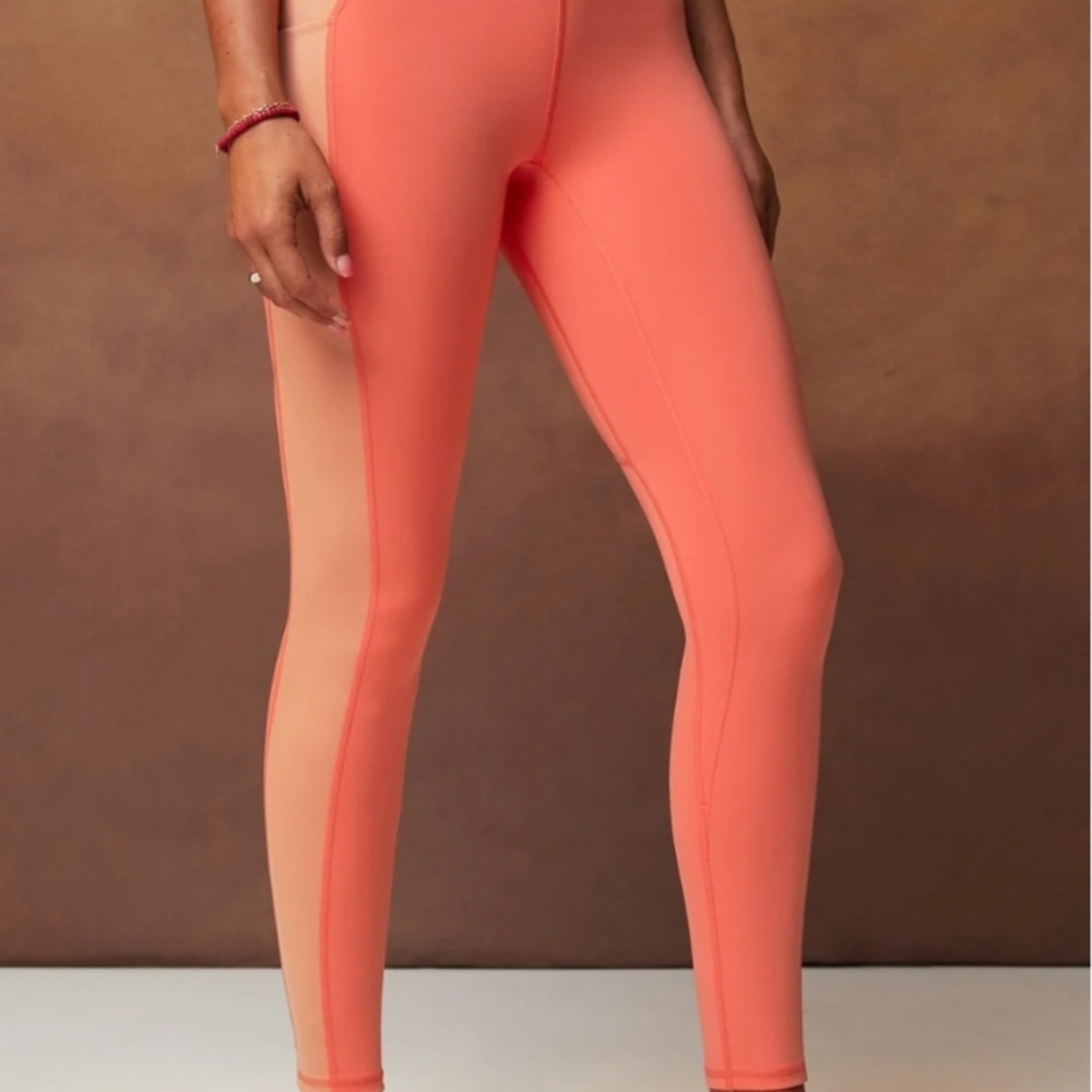 Motion365+ High-Waisted Bungee Leggings by Fabletics